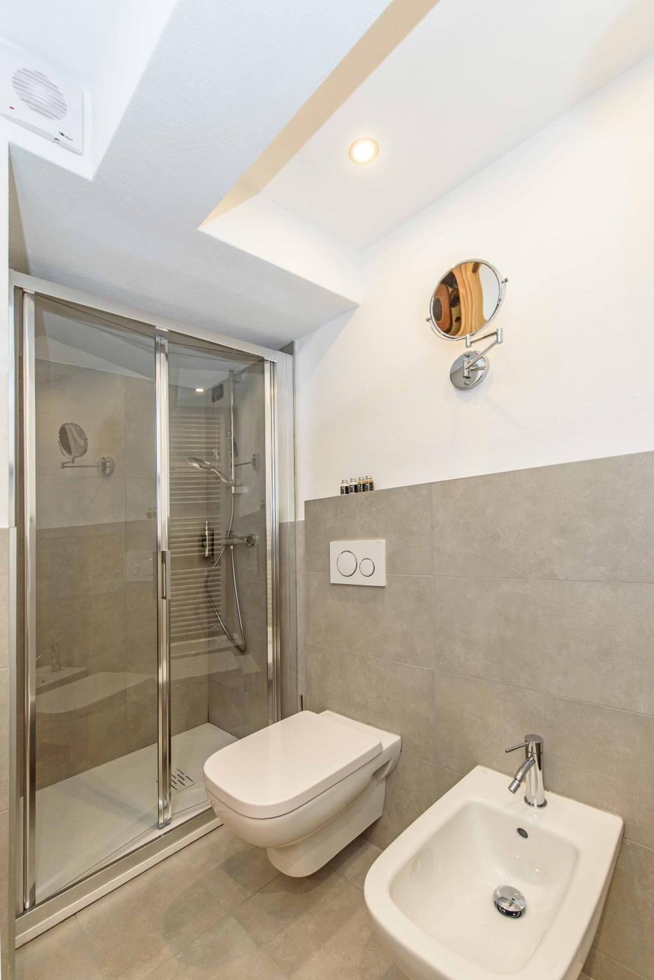 Hotel Des Roses Antey-Saint-Andre Ngoại thất bức ảnh