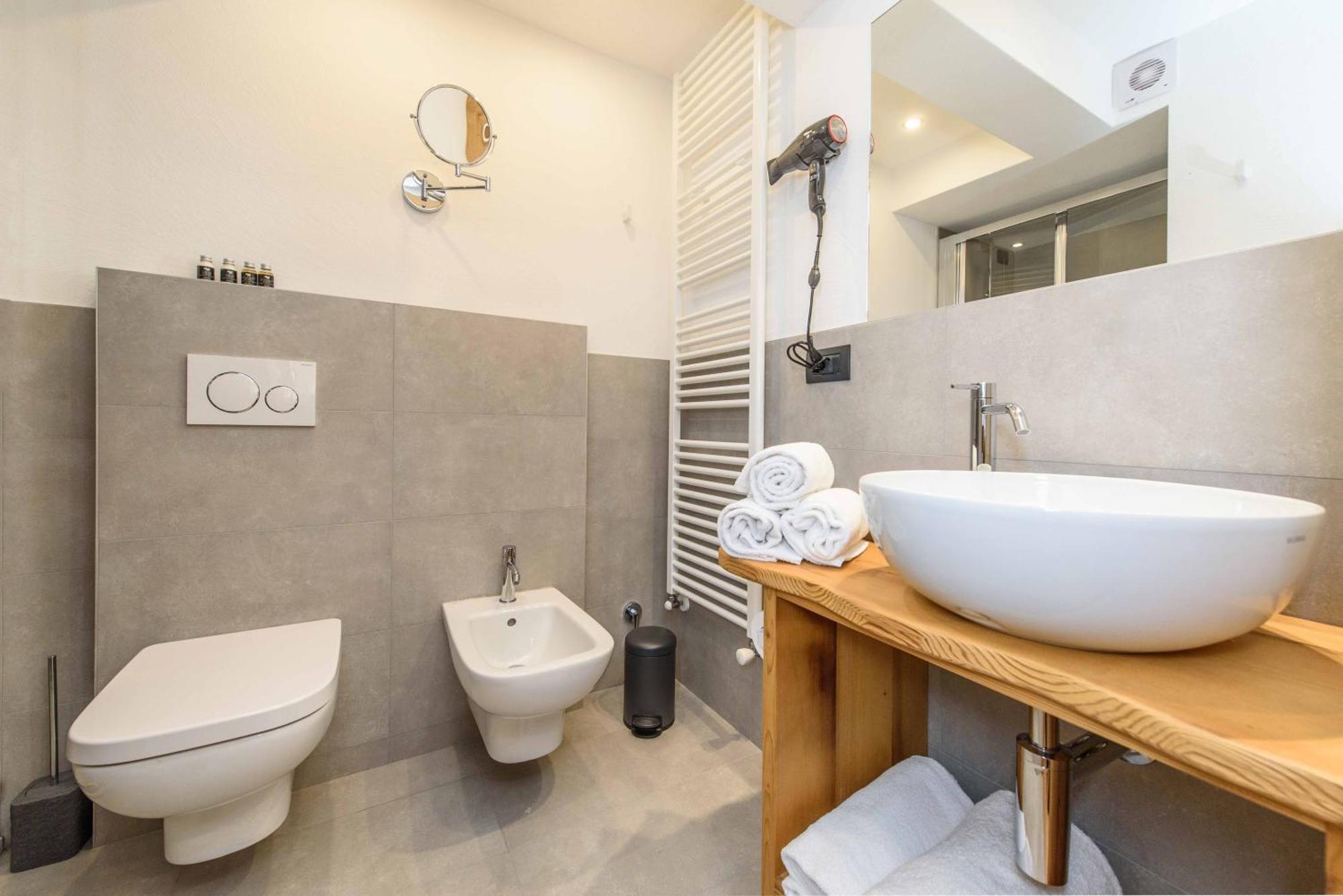 Hotel Des Roses Antey-Saint-Andre Ngoại thất bức ảnh